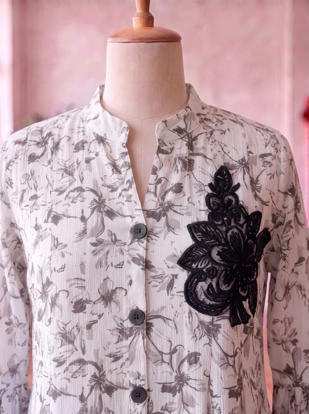 Floral Appliqué Kurti 3
